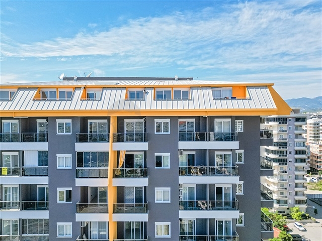 بينهاوس مطل على البحر في منطقة محمودلار بينهاوس مطل على البحر في منطقة محمودلار