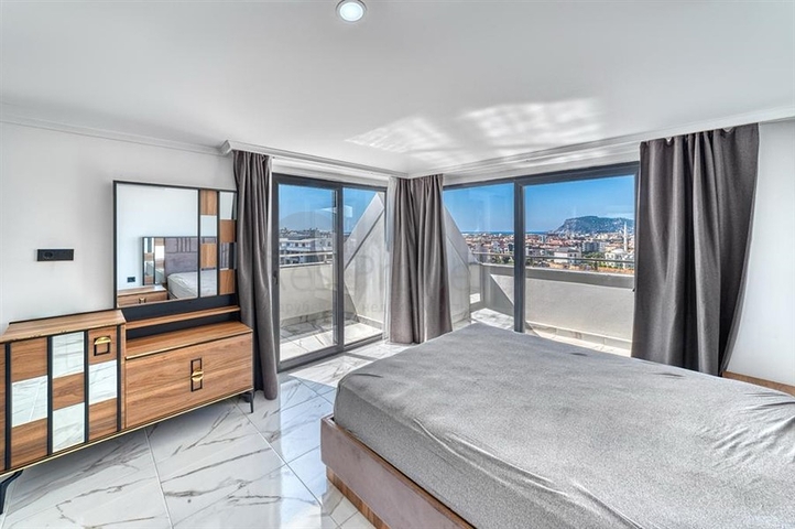 3 + 1 بنتهاوس في منطقة أوبا مفتوحة لتصريح الإقامة 3 + 1 بنتهاوس في منطقة أوبا مفتوحة لتصريح الإقامة