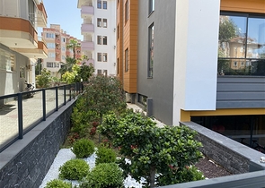 شقة أنيقة 1 + 1 في قلب ألانيا شقة أنيقة 1 + 1 في قلب ألانيا