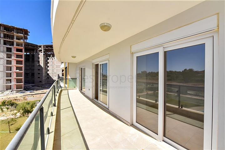 شقة كبيرة 3+1 في منطقة واعدة من غازي باشا