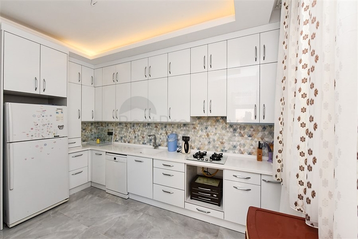 شقة فسيحة 3 + 1 في واحدة من أفضل المناطق في ألانيا-أوبا شقة فسيحة 3 + 1 في واحدة من أفضل المناطق في ألانيا-أوبا