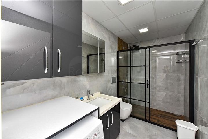 شقة فسيحة 3 + 1 في واحدة من أفضل المناطق في ألانيا-أوبا شقة فسيحة 3 + 1 في واحدة من أفضل المناطق في ألانيا-أوبا