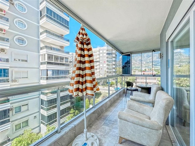 شقة فسيحة 2 + 1 في منطقة محمودلار