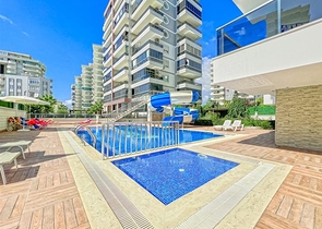 شقة فسيحة 2 + 1 في منطقة محمودلار