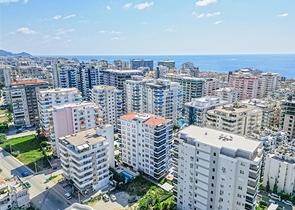 شقة فسيحة 2 + 1 في منطقة محمودلار