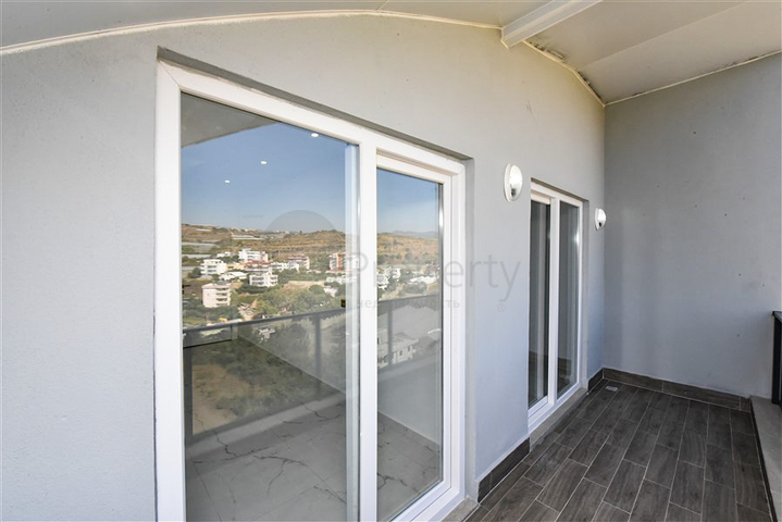 شقة 2+1 مع مطبخ منفصل في منطقة كوناكلي