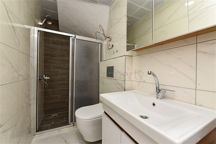 شقة 2+1 مع مطبخ منفصل في منطقة كوناكلي