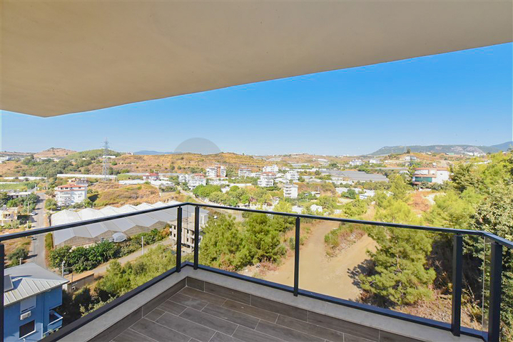 شقة 2+1 مع مطبخ منفصل في منطقة كوناكلي