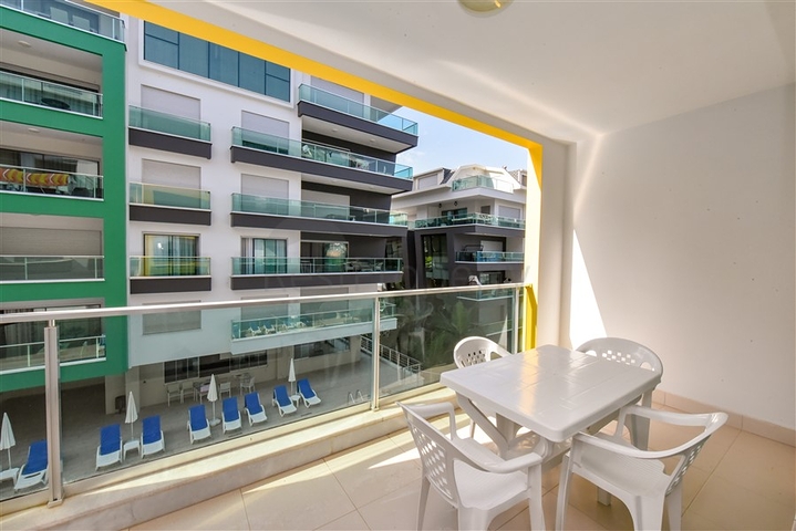 شقة من غرفتين على بعد 50 متر من البحر