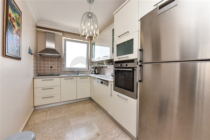 شقة فسيحة 2 + 1 على بعد 200 متر من البحر الأبيض المتوسط شقة فسيحة 2 + 1 على بعد 200 متر من البحر الأبيض المتوسط