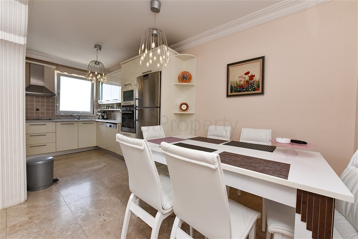 شقة فسيحة 2 + 1 على بعد 200 متر من البحر الأبيض المتوسط شقة فسيحة 2 + 1 على بعد 200 متر من البحر الأبيض المتوسط