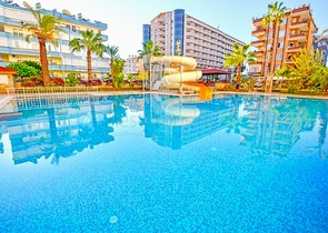 شقة فسيحة 2 + 1 على بعد 200 متر من البحر الأبيض المتوسط شقة فسيحة 2 + 1 على بعد 200 متر من البحر الأبيض المتوسط