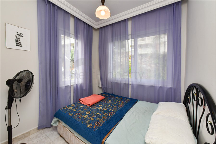 شقة 3+1 مع مطبخ منفصل عند سفح قلعة ألانيا شقة 3+1 مع مطبخ منفصل عند سفح قلعة ألانيا