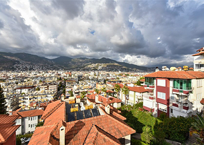 شقة 3+1 مع مطبخ منفصل عند سفح قلعة ألانيا شقة 3+1 مع مطبخ منفصل عند سفح قلعة ألانيا