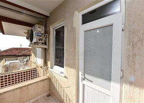 شقة 3+1 مع مطبخ منفصل عند سفح قلعة ألانيا شقة 3+1 مع مطبخ منفصل عند سفح قلعة ألانيا