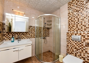 شقة مفروشة 1 + 1 في منطقة محمودلار شقة مفروشة 1 + 1 في منطقة محمودلار