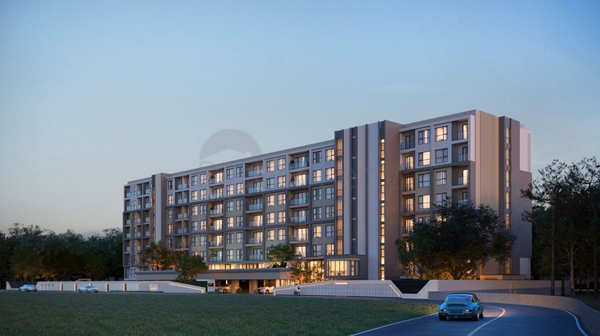 مجمع سكني قيد الإنشاء في منطقة شاطئ بانغ تاو