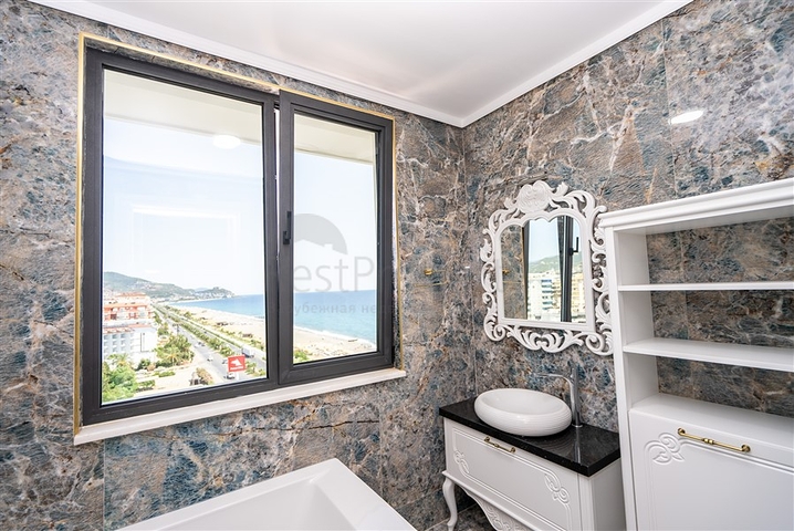 بنتهاوس واسع من طابقين للحصول على الجنسية على الساحل الأول  بنتهاوس واسع من طابقين للحصول على الجنسية على الساحل الأول