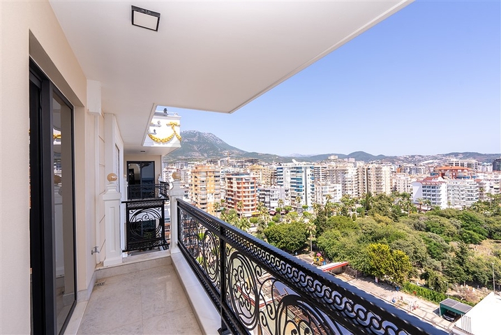 بنتهاوس واسع من طابقين للحصول على الجنسية على الساحل الأول  بنتهاوس واسع من طابقين للحصول على الجنسية على الساحل الأول