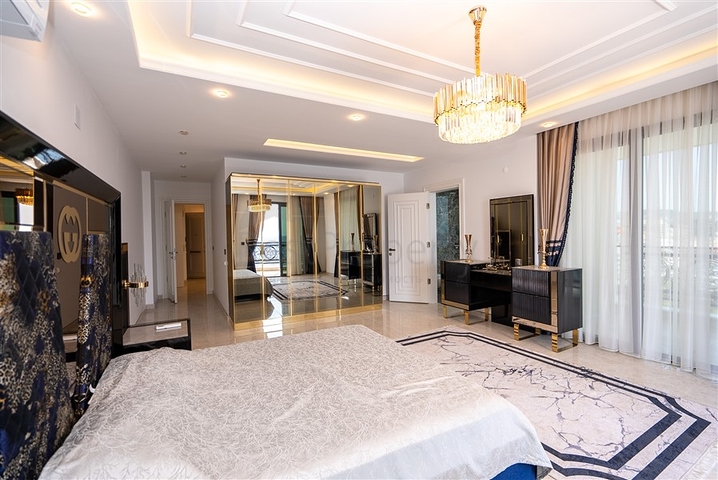 بنتهاوس واسع من طابقين للحصول على الجنسية على الساحل الأول  بنتهاوس واسع من طابقين للحصول على الجنسية على الساحل الأول