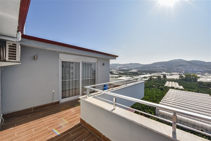 بنتهاوس 3+1 في منطقة محمودلار