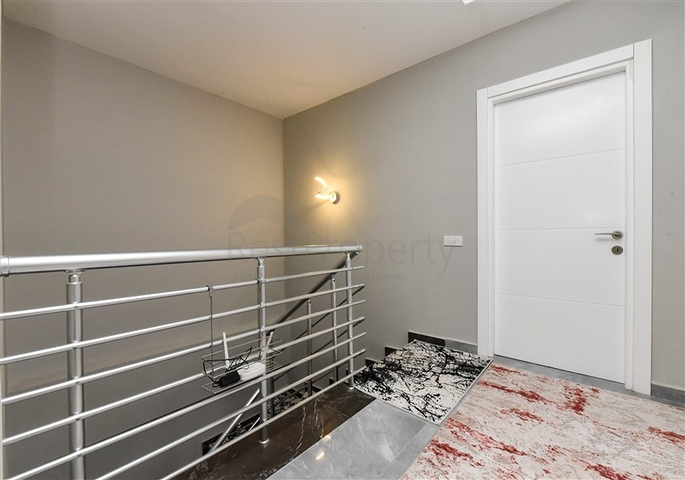 بنتهاوس 3+1 في منطقة محمودلار