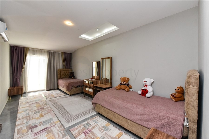 بنتهاوس 3+1 في منطقة محمودلار