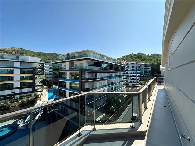 شقة دريم 3 + 1 مع امكانية الحصول على الجنسية التركية 