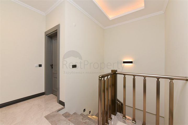 بنتهاوس 2 + 1 مع إطلالات خلابة على البحر في مجمع من الدرجة الممتازة