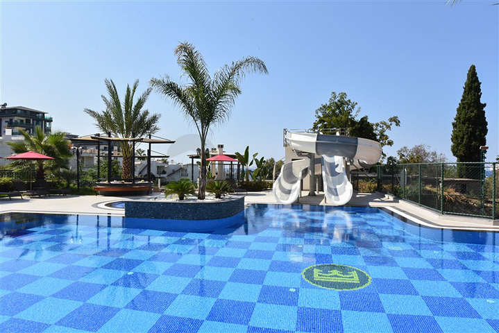 بنتهاوس 2 + 1 مع إطلالات خلابة على البحر في مجمع من الدرجة الممتازة