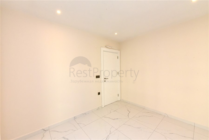 شقق في وسط ألانيا مطلة على البحر  شقق في وسط ألانيا مطلة على البحر