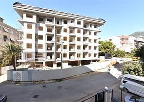 شقق في وسط ألانيا مطلة على البحر  شقق في وسط ألانيا مطلة على البحر