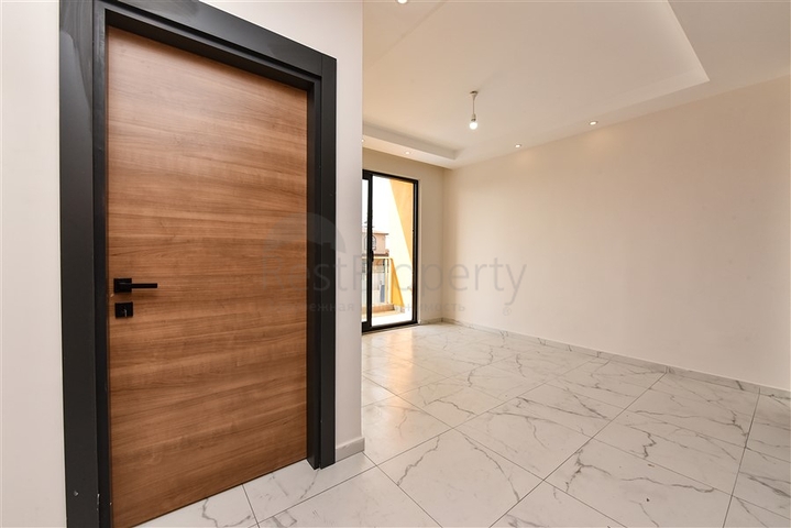 شقة 1+1 في مجمع سكني جديد في منطقة محمودلار