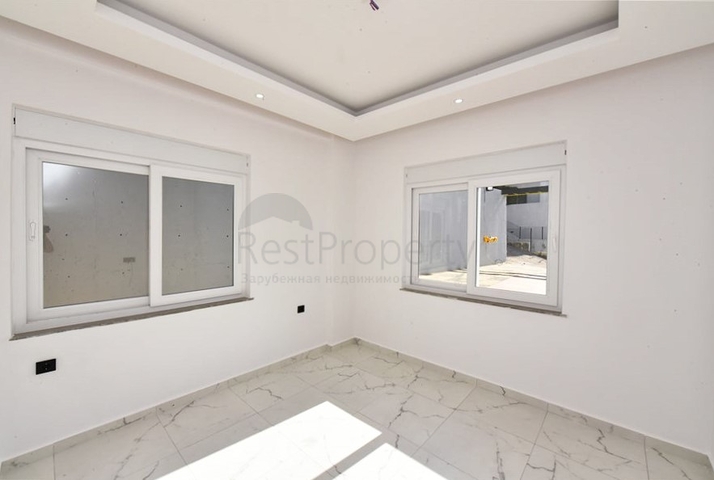 شقة من ثلاث غرف مع مطبخ منفصل وإمكانية الحصول على تصريح إقامة في منطقة كوناكلي