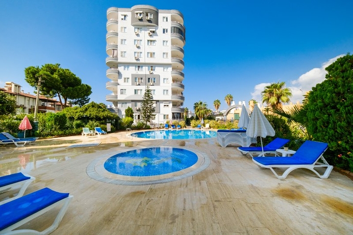 شقة كبيرة 2+1 للعيش في منطقة توسمور ، وهي مفتوحة لتصاريح الإقامة شقة كبيرة 2+1 للعيش في منطقة توسمور ، وهي مفتوحة لتصاريح الإقامة