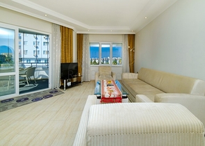 شقة كبيرة 2+1 للعيش في منطقة توسمور ، وهي مفتوحة لتصاريح الإقامة شقة كبيرة 2+1 للعيش في منطقة توسمور ، وهي مفتوحة لتصاريح الإقامة