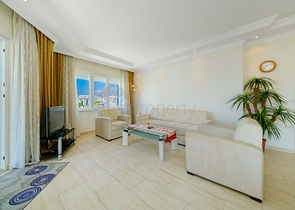 شقة كبيرة 2+1 للعيش في منطقة توسمور ، وهي مفتوحة لتصاريح الإقامة شقة كبيرة 2+1 للعيش في منطقة توسمور ، وهي مفتوحة لتصاريح الإقامة