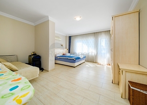 شقة كبيرة 2+1 للعيش في منطقة توسمور ، وهي مفتوحة لتصاريح الإقامة شقة كبيرة 2+1 للعيش في منطقة توسمور ، وهي مفتوحة لتصاريح الإقامة