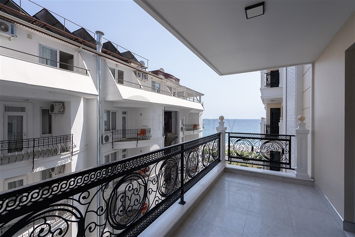 شقة للبيع في سكن من الدرجة الممتازة على الساحل الأول شقة للبيع في سكن من الدرجة الممتازة على الساحل الأول