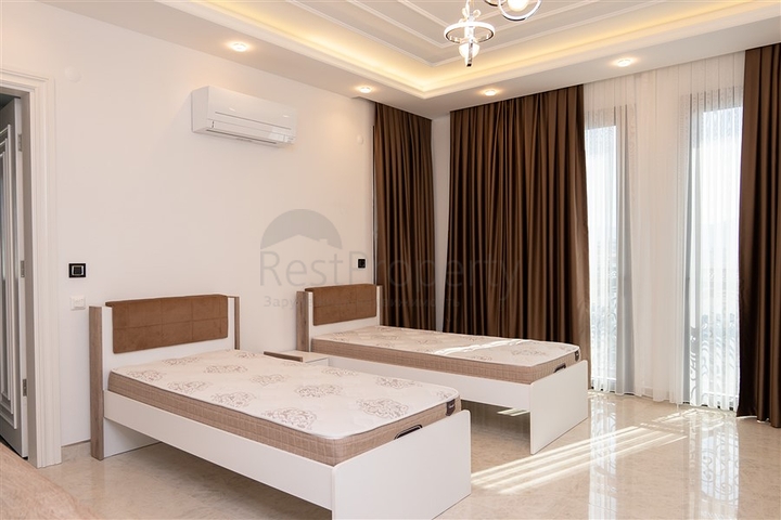 بنتهاوس 3+1 على الساحل الأول بنتهاوس 3+1 على الساحل الأول