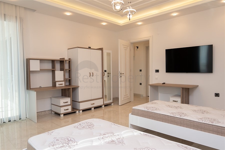 بنتهاوس 3+1 على الساحل الأول بنتهاوس 3+1 على الساحل الأول