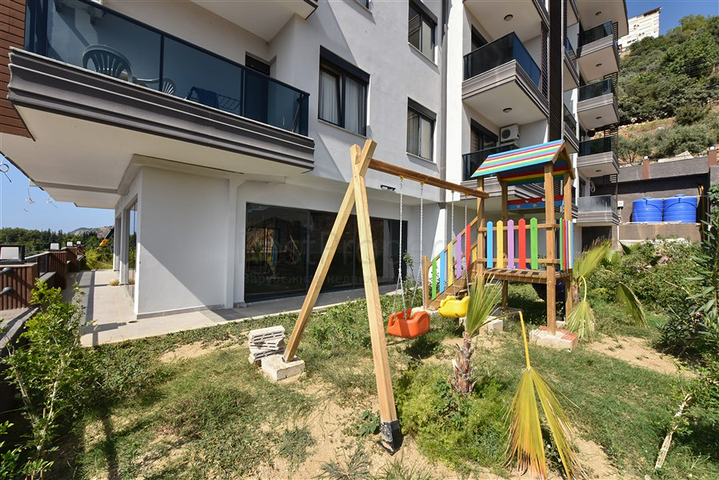 استئجار بنتهاوس على البحر بالقرب من شاطئ كليوباترا