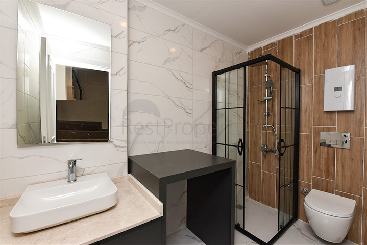 استئجار بنتهاوس على البحر بالقرب من شاطئ كليوباترا