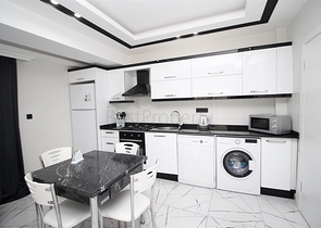 شقة مفروشة 2 + 1 في وسط ألانيا شقة مفروشة 2 + 1 في وسط ألانيا