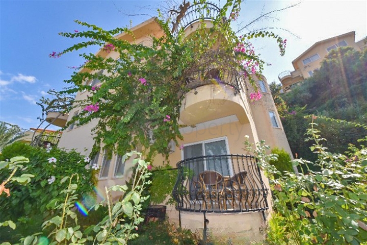 شقة 1+1 في منطقة كارجيجاك