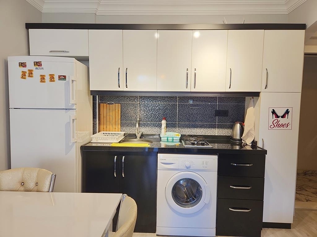 شقة مفروشة 1 + 1 في منطقة أوبا