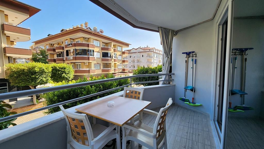 شقة مفروشة 1 + 1 في منطقة أوبا