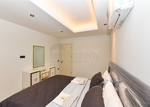 شقة 1+1 في مجمع من الدرجة الممتازة على الساحل الأول  شقة 1+1 في مجمع من الدرجة الممتازة على الساحل الأول