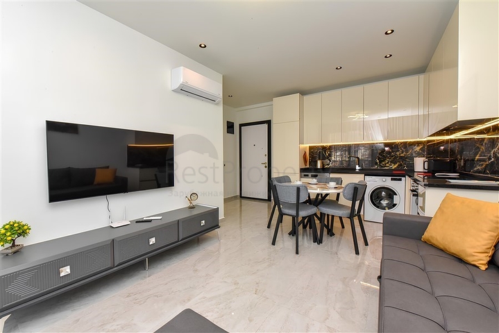 شقة 1+1 مجهزة بالكامل على مسافة قريبة من البحر 