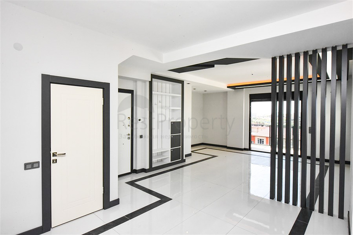 2 + 1 بنتهاوس في منطقة أوبا